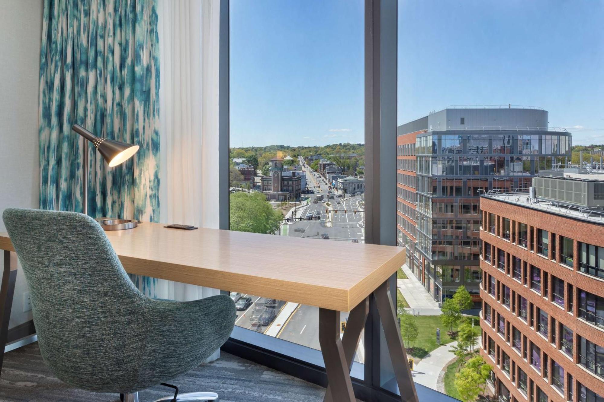 Hilton Garden Inn Boston Brookline, Ma Buitenkant foto