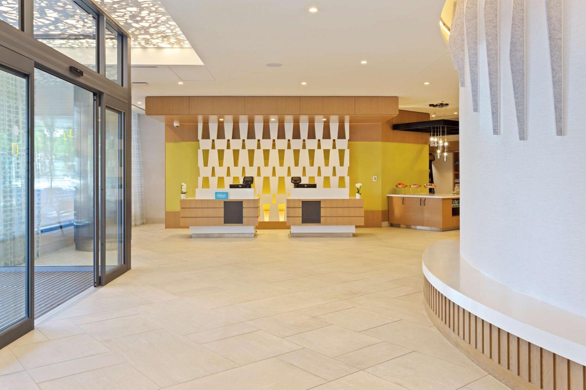 Hilton Garden Inn Boston Brookline, Ma Buitenkant foto